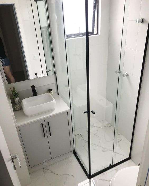 Перегородка туалета